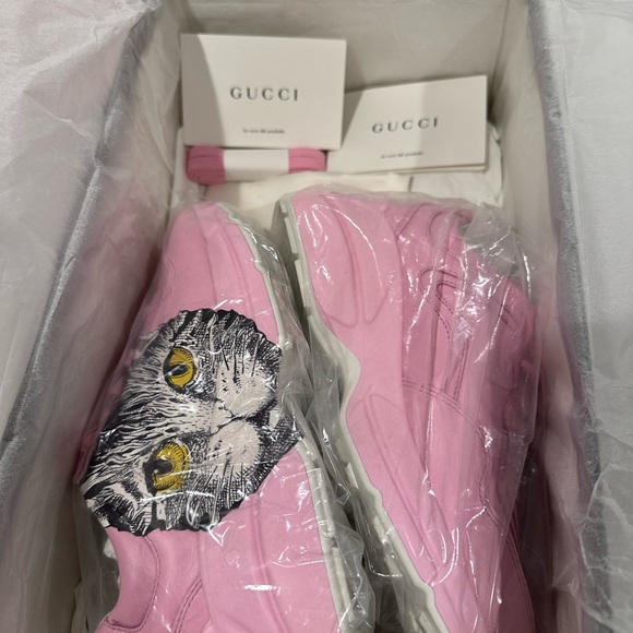 Gucci Rython Mystic Cat Pink Womans Guarunteed Authentic Size 4 Us - Picture 12 of 16